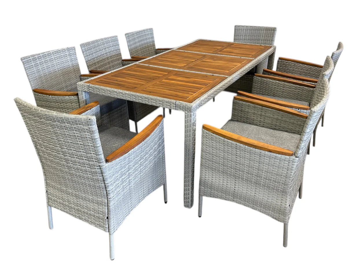 Transue Outdoor Dining (Grey)